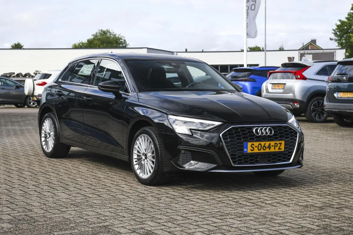30 TFSI Advanced edition APPLE CARPLAY/ NAVIGATIE