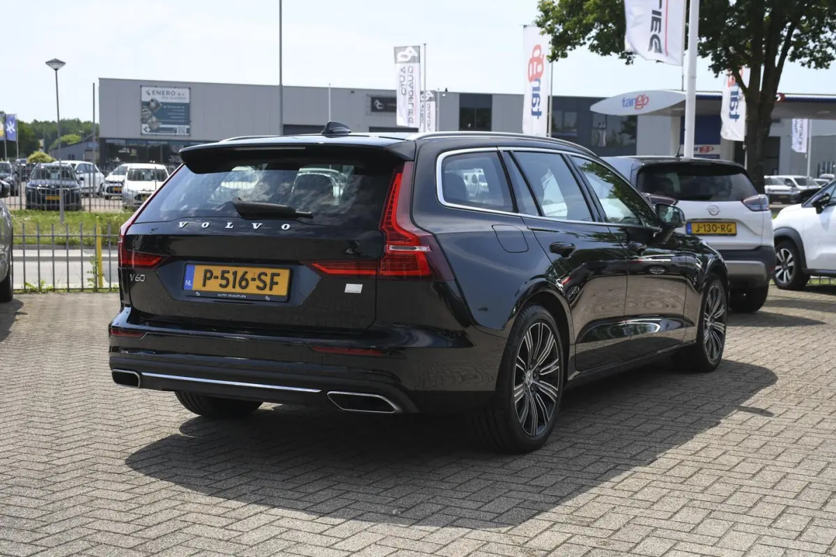 2.0 T6 Plug-in hybrid AWD Core Bright 1 EIGENAAR
