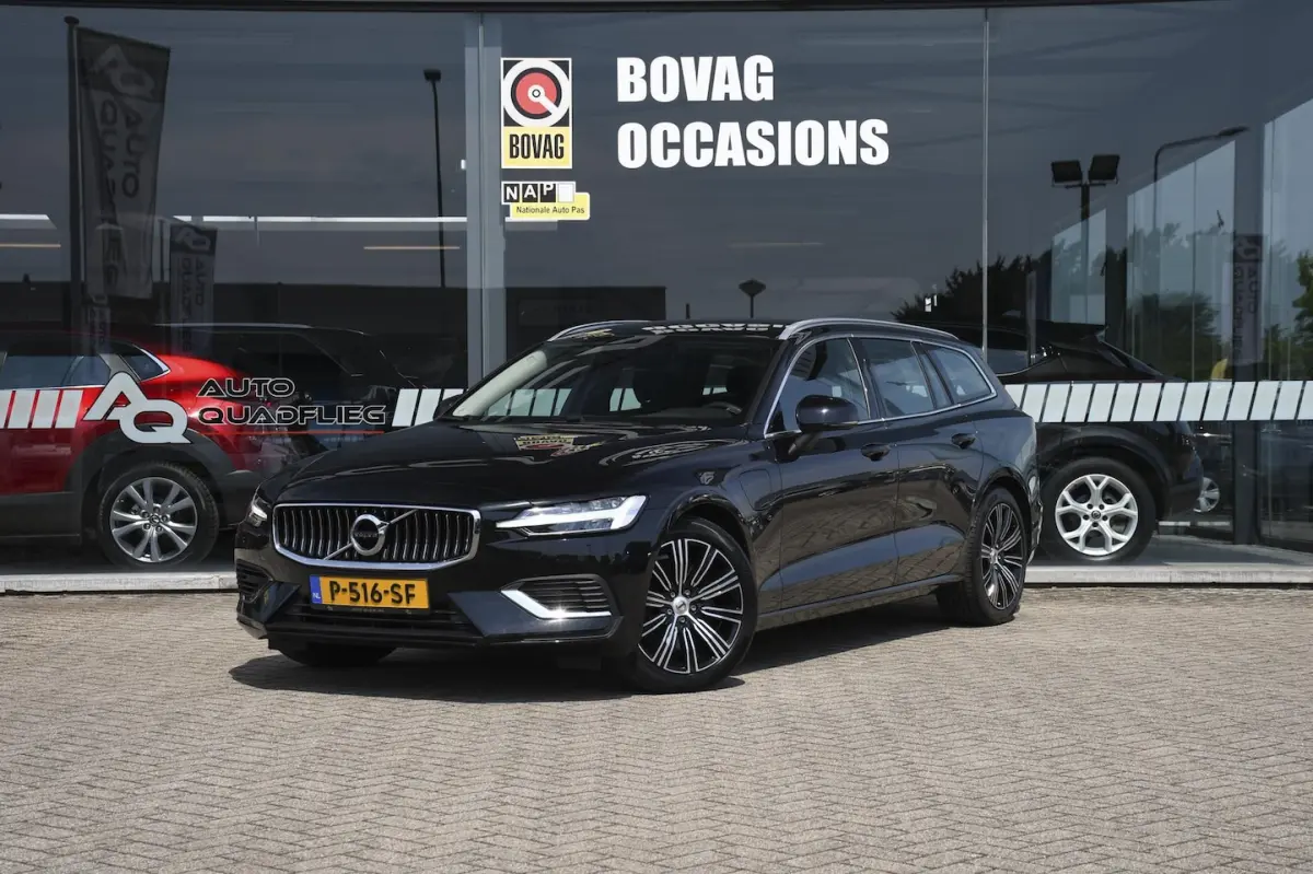 2.0 T6 Plug-in hybrid AWD Core Bright 1 EIGENAAR