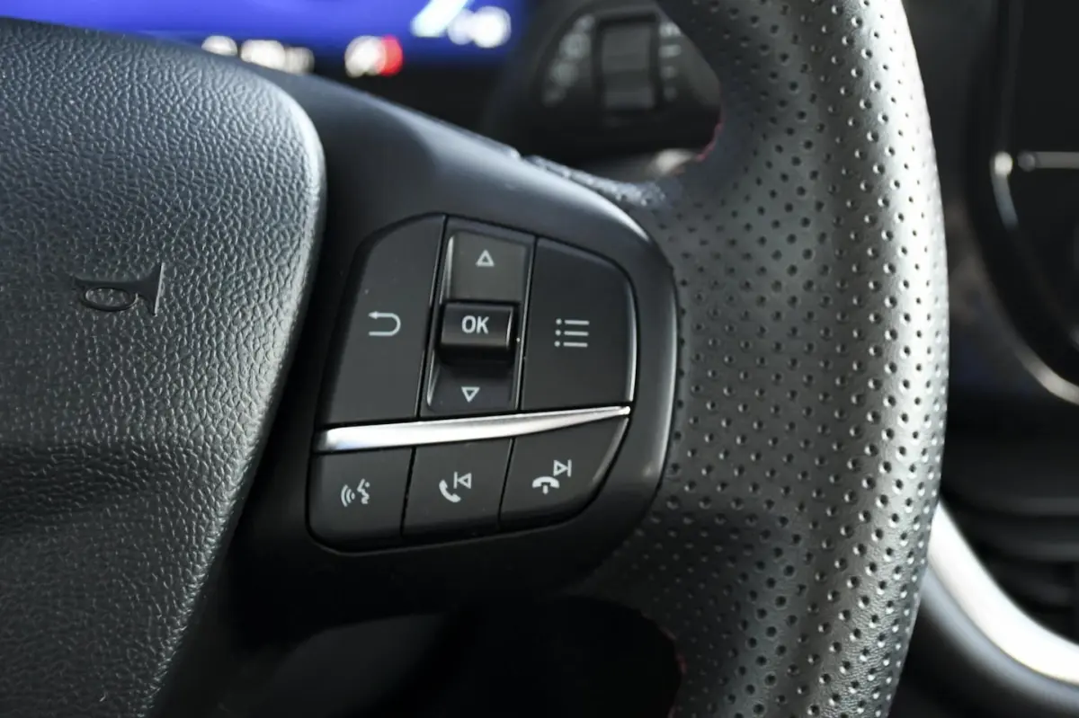 1.0 EcoBoost Hybrid ST-Line APPLE CARPLAY/LED/DAB