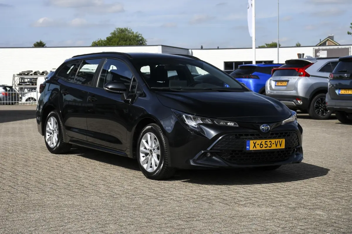 Hybrid 140 Active 1 EIGENAAR/ APPLE CARPLAY/ DAB