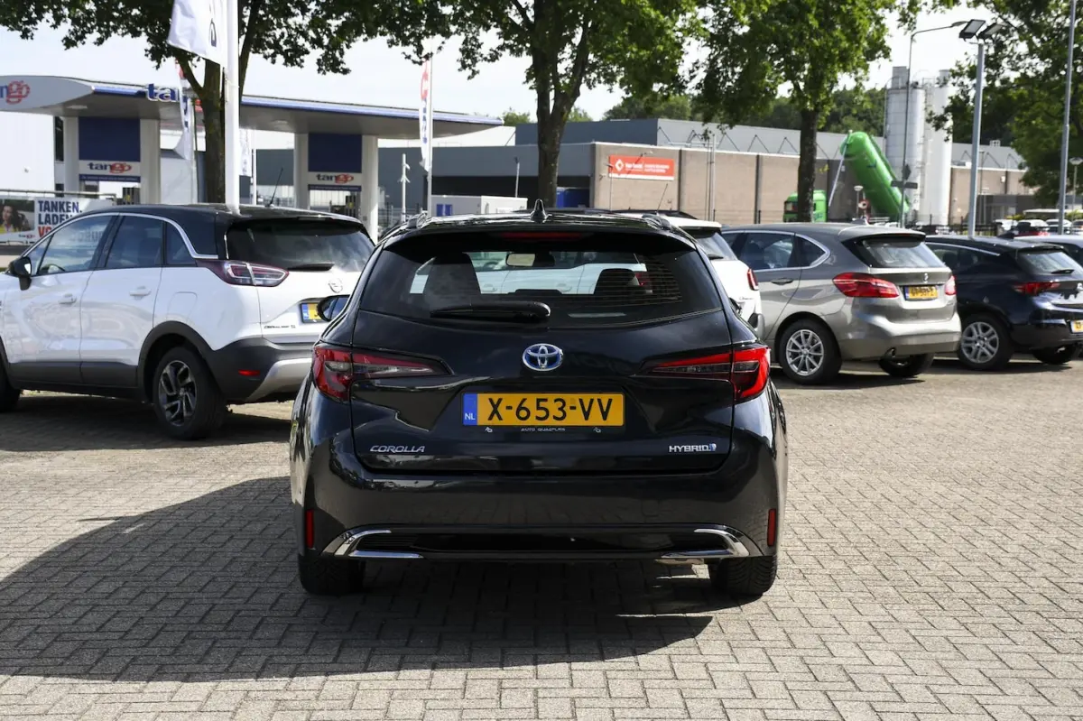 Hybrid 140 Active 1 EIGENAAR/ APPLE CARPLAY/ DAB