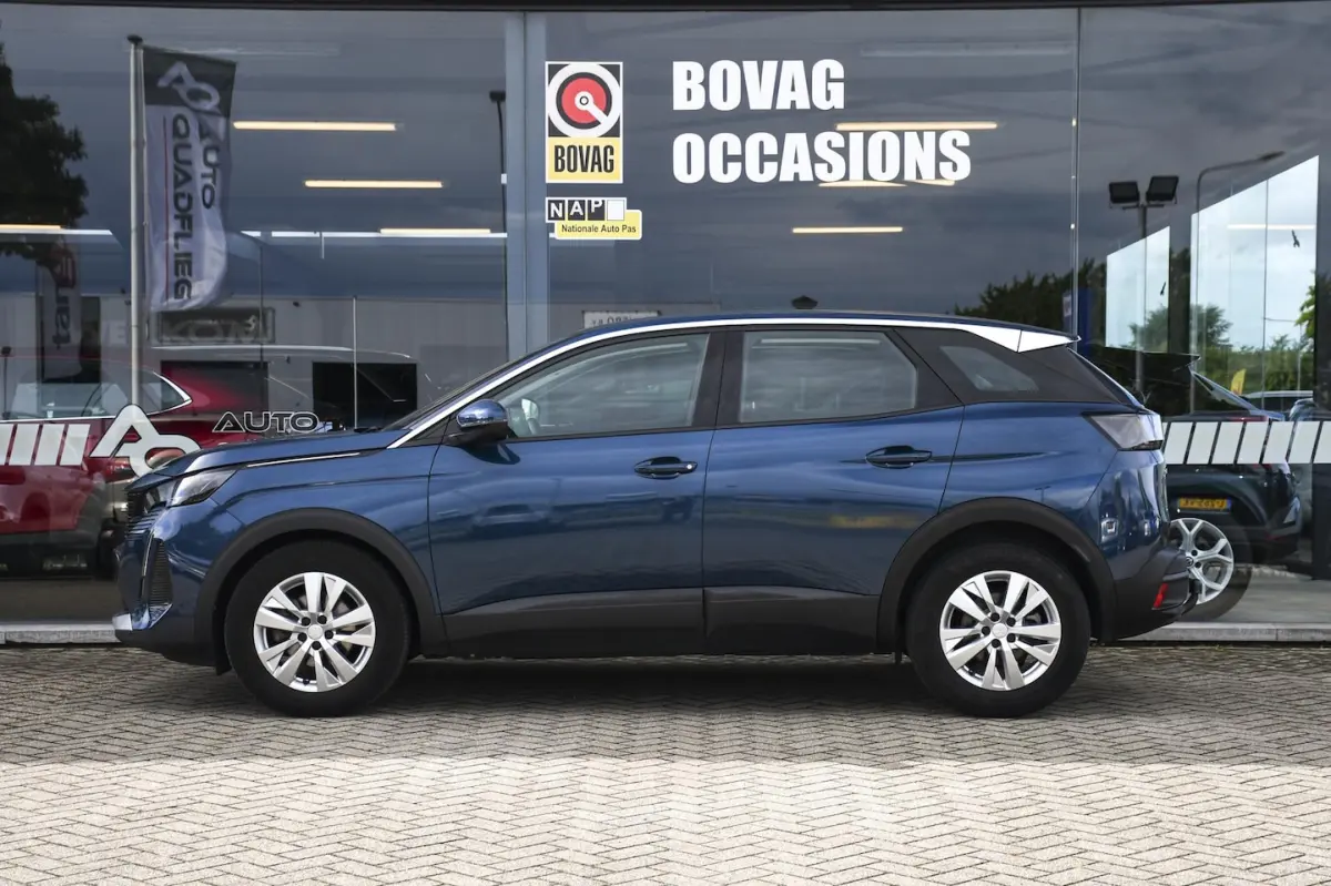 1.2 Blue Lease Active 1 EIGENAAR/ APPLE CARPLAY