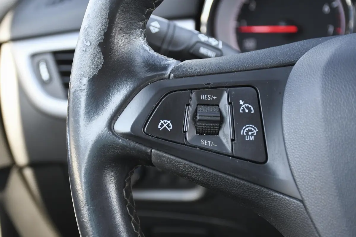 1.2 Business 1 EIGENAAR/ APPLE CARPLAY/ NAVIGATIE