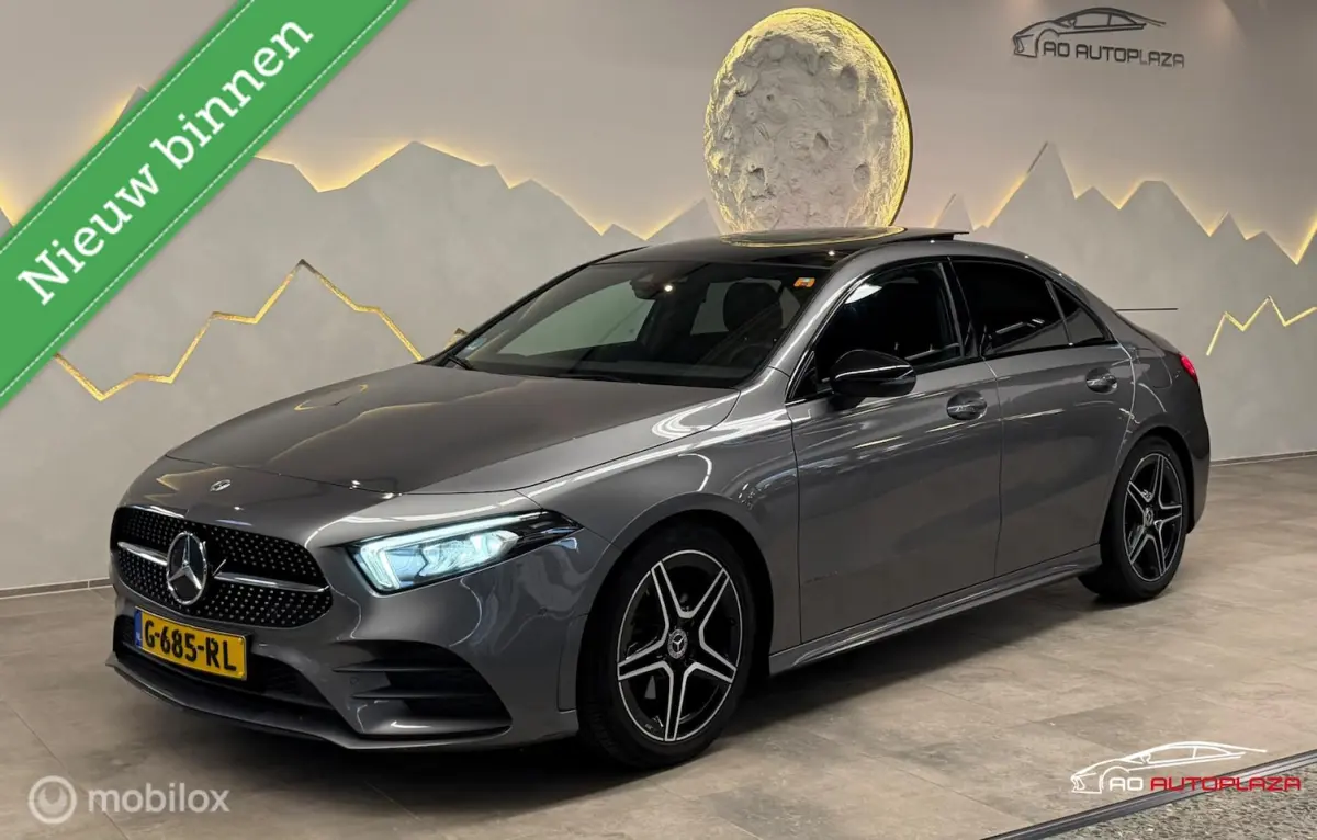180 AMG Limousine Panorama/Camera/Night pakket