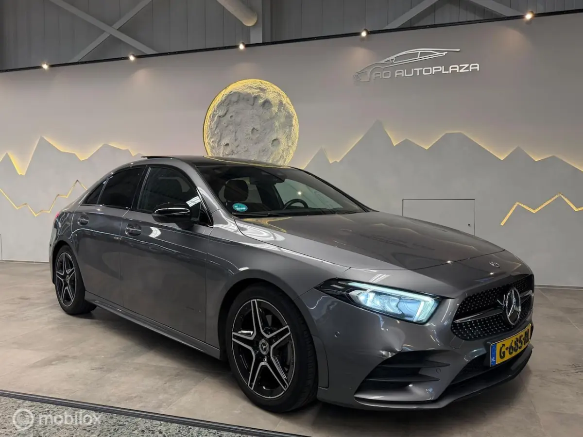 180 AMG Limousine Panorama/Camera/Night pakket