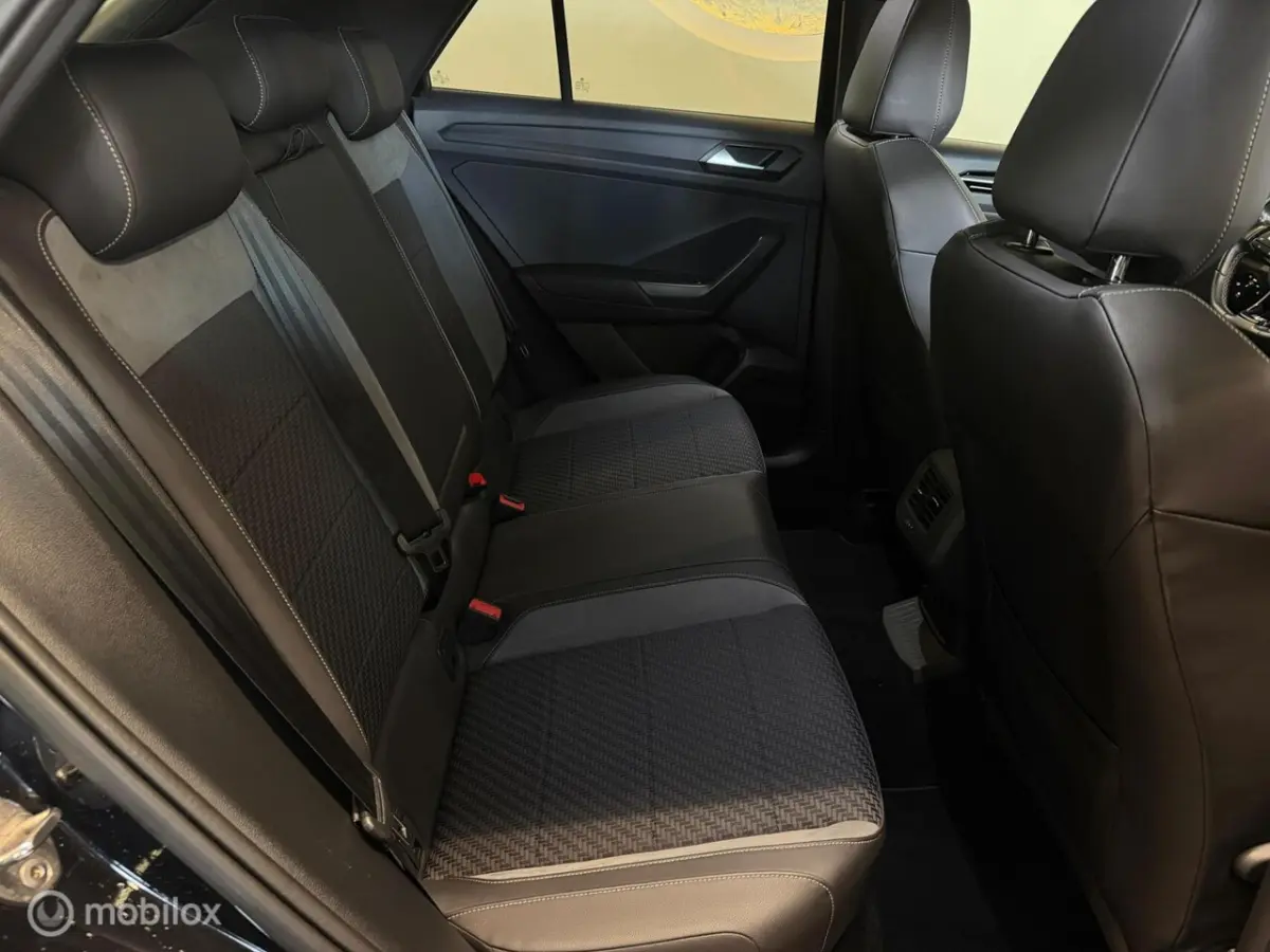 2.0 TSI 4Motion R Panorama/Akrapovic/Keyless/Beats