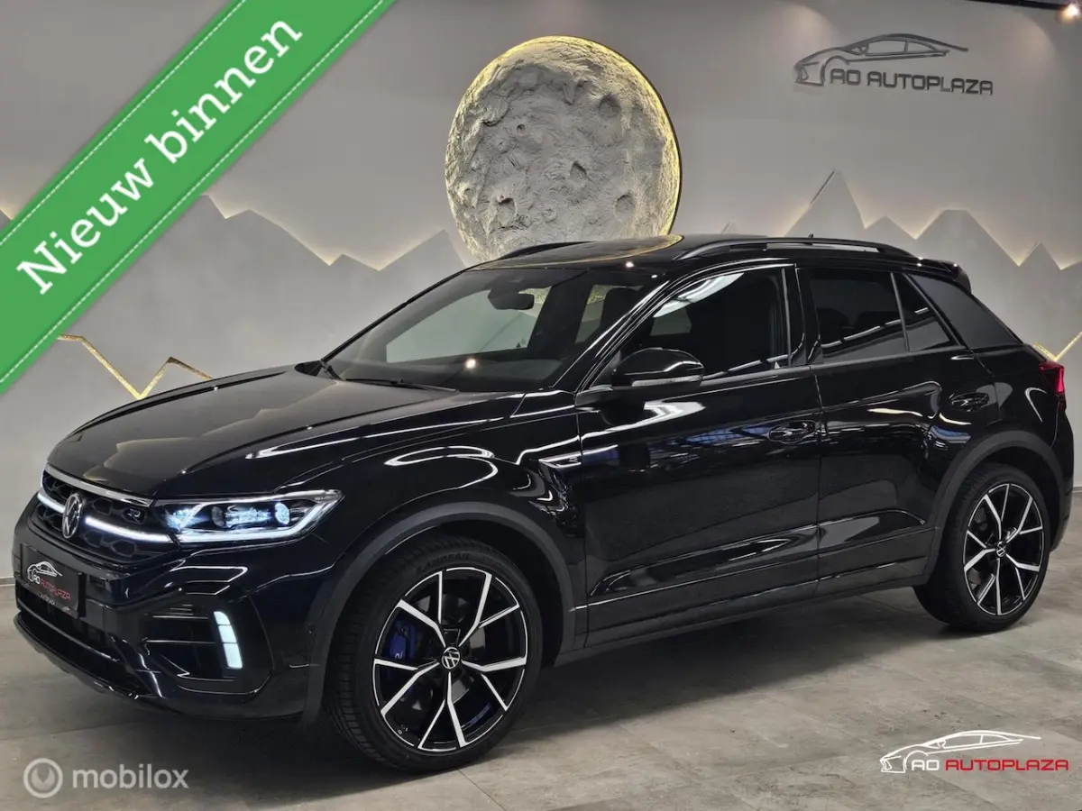 2.0 TSI 4Motion R Panorama/Akrapovic/Leder/Keyless