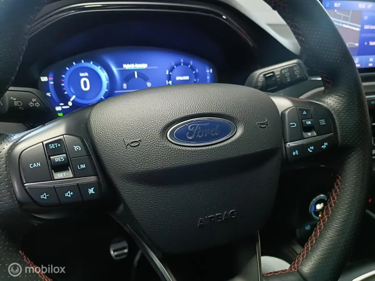 1.0 EcoBoost st line PANORAMA VIRTUAL LED NAVI PDC CAMERA STOEVER