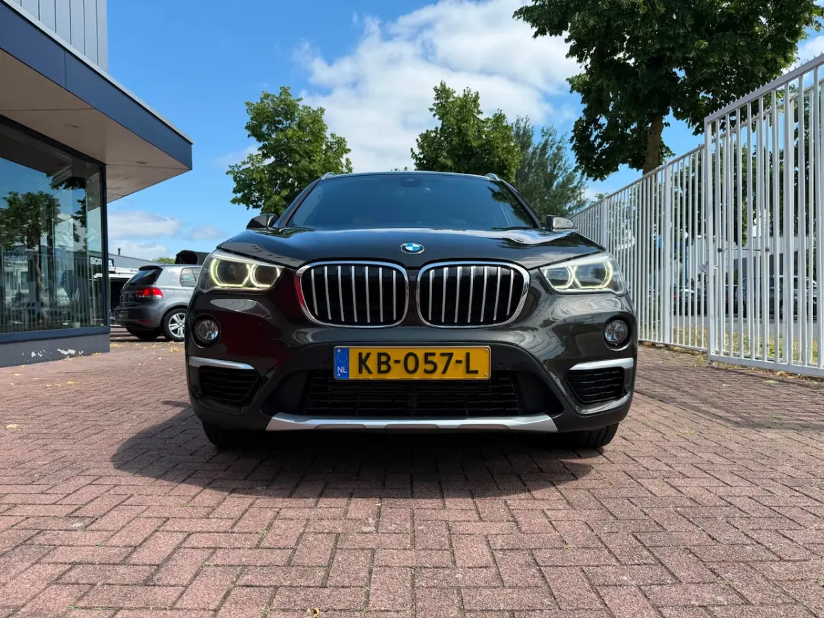 SDrive20i | Automaat | LED | Navi | Leder | Head-Up