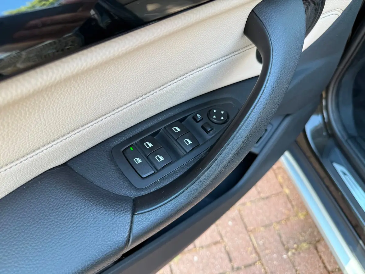 SDrive20i | Automaat | LED | Navi | Leder | Head-Up