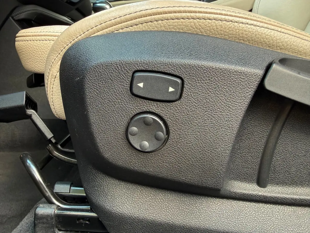 SDrive20i | Automaat | LED | Navi | Leder | Head-Up