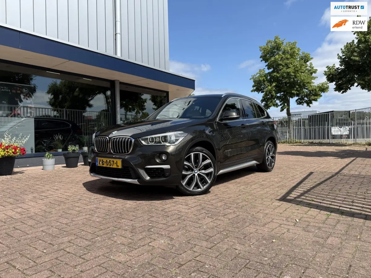 SDrive20i | Automaat | LED | Navi | Leder | Head-Up