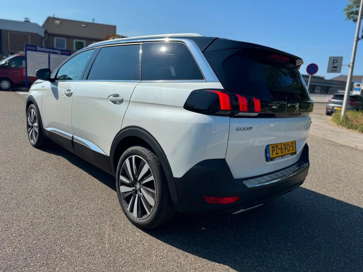 1.6 e-THP GT-Line met alle denkbare optie's