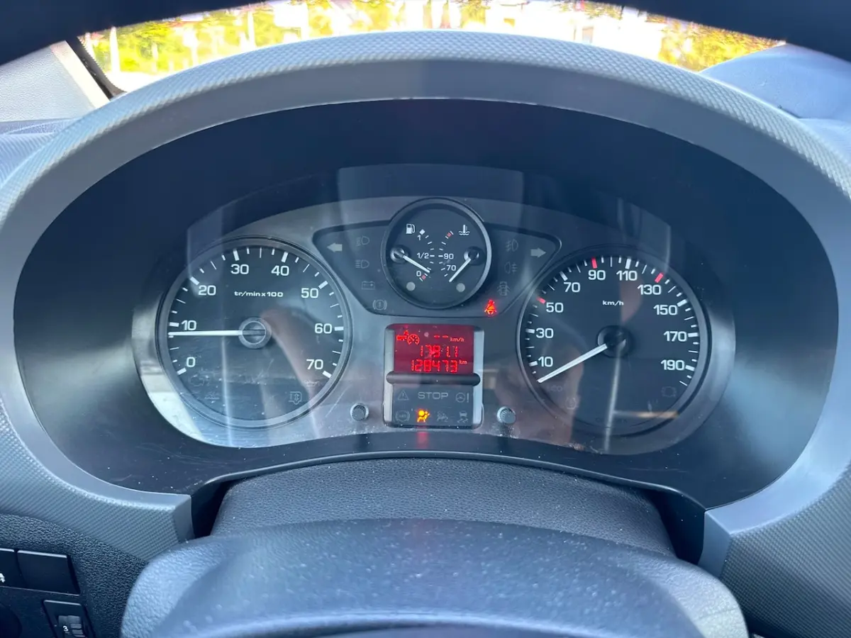 120 1.6 BlueHDi 75 L1 Premium Pack / carplay / airco / cruise.control / elek.pakket / pdc