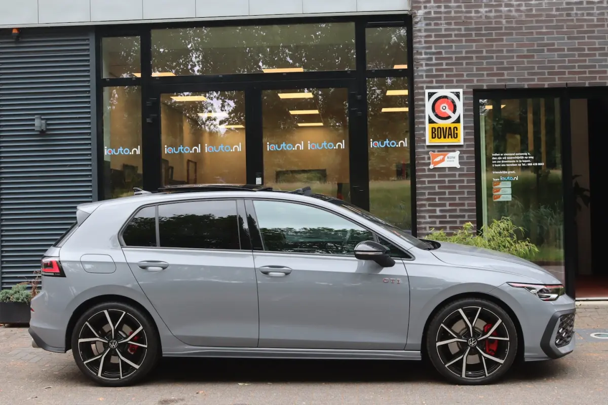8.5 2.0 TSI 195kW GTI Pano/IQ.Light/Keyless/Camera/Dodehoek/19"