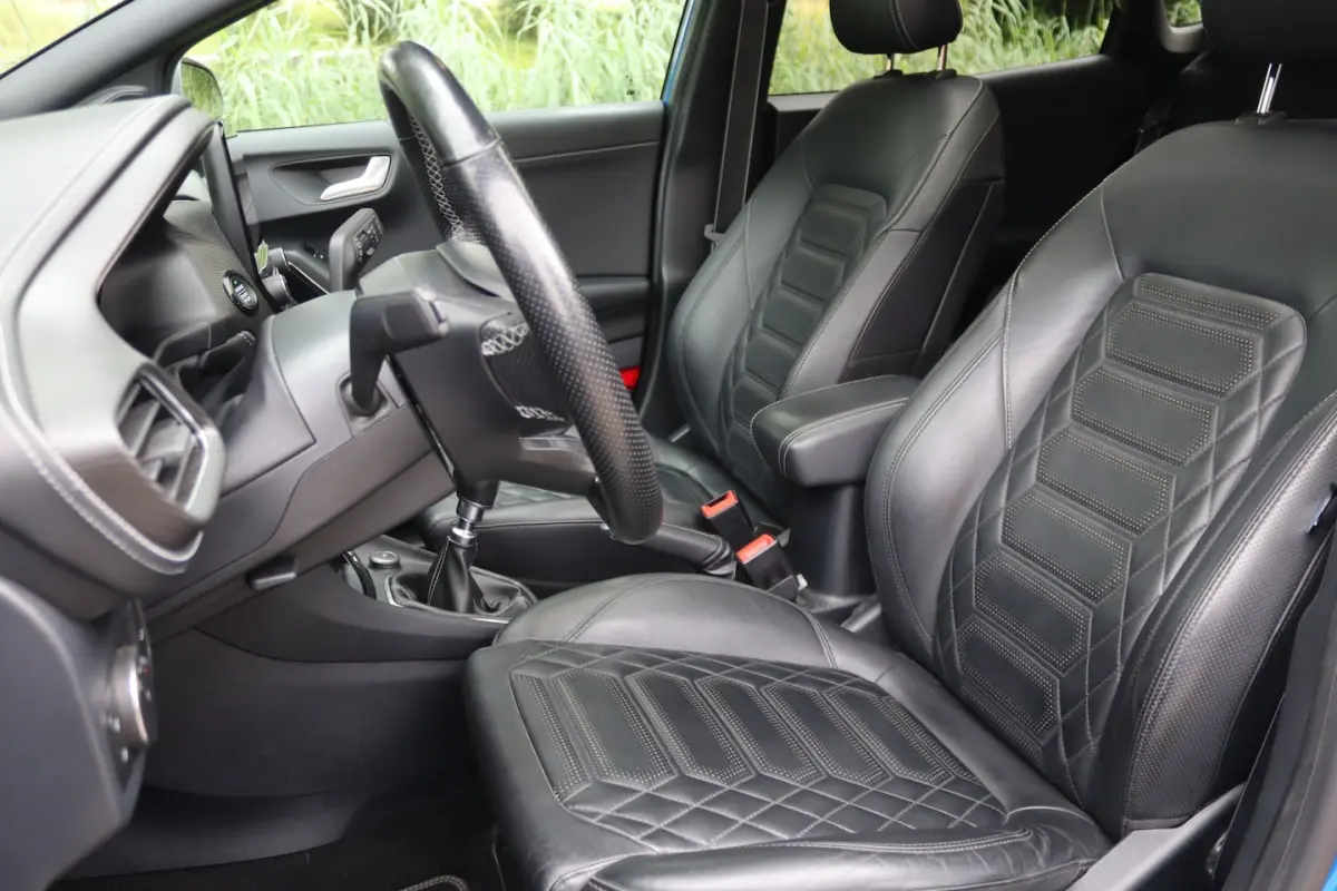 1.0 155PK Hybrid ST-Line Vignale Pano/Leder/B&O/Keyless/Camera/Winter/ACC/ECC/19"/Trekhaak