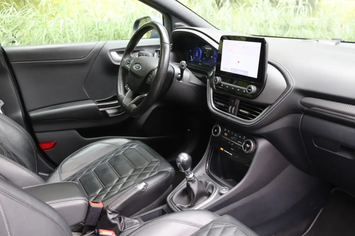 1.0 155PK Hybrid ST-Line Vignale Pano/Leder/B&O/Keyless/Camera/Winter/ACC/ECC/19"/Trekhaak