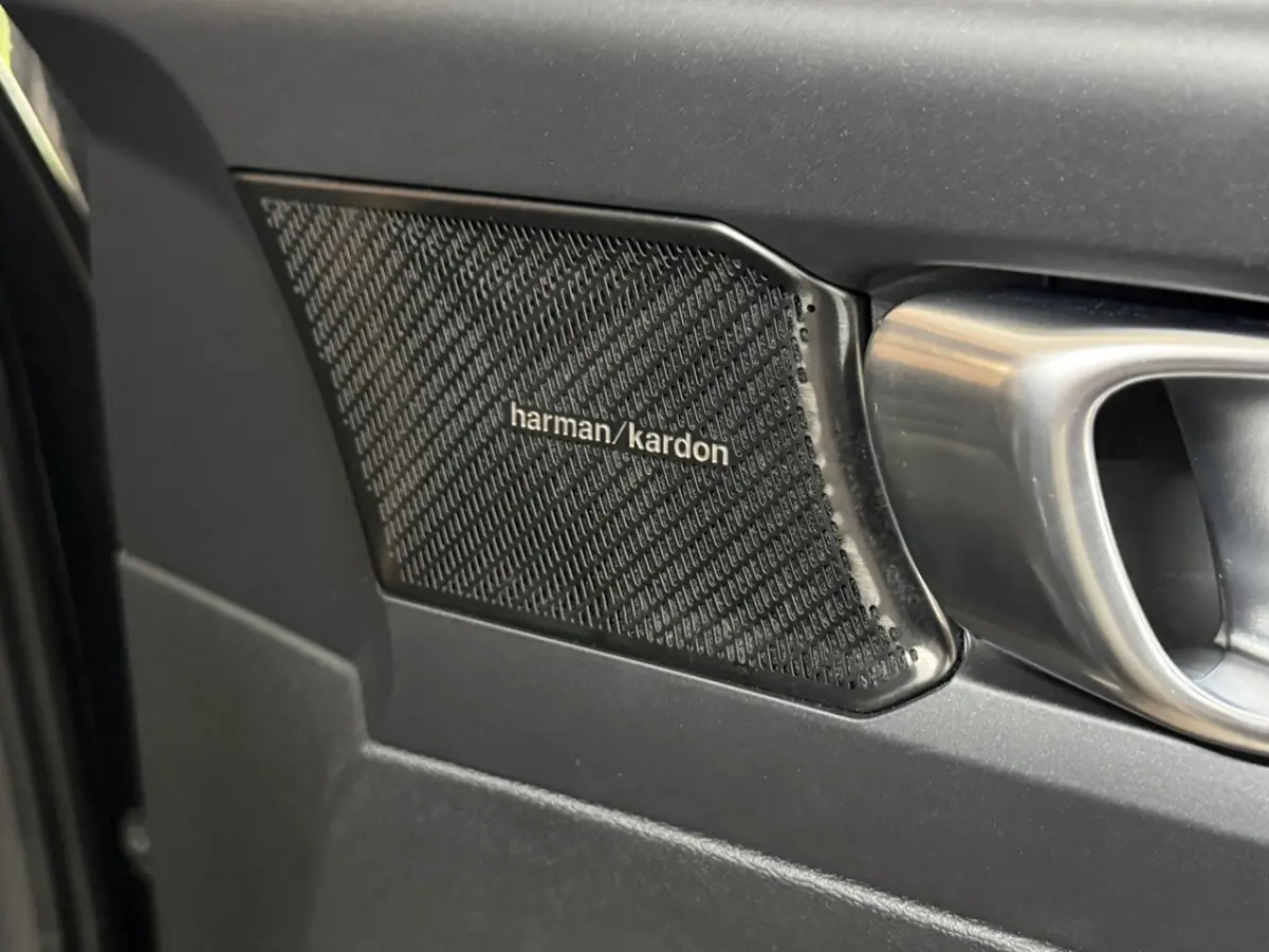 Recharge P8 AWD R-Design | Pano | Harman Kardon | BLIS | IntelliSafe Pro | Google | Keyles