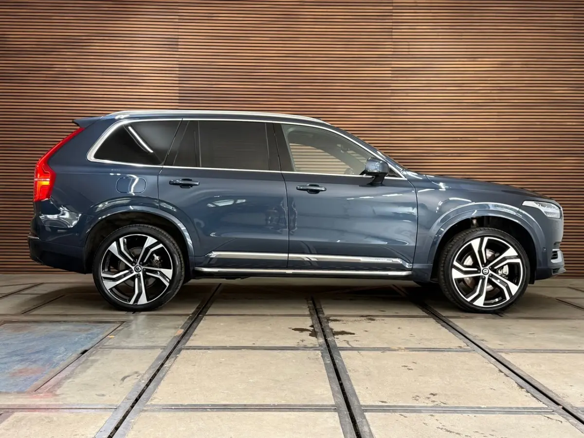 2.0 T8 Recharge AWD Ultimate Bright|Full Option|7-pers|Luchtvering|Bowers&Wilkins|Trekhaak