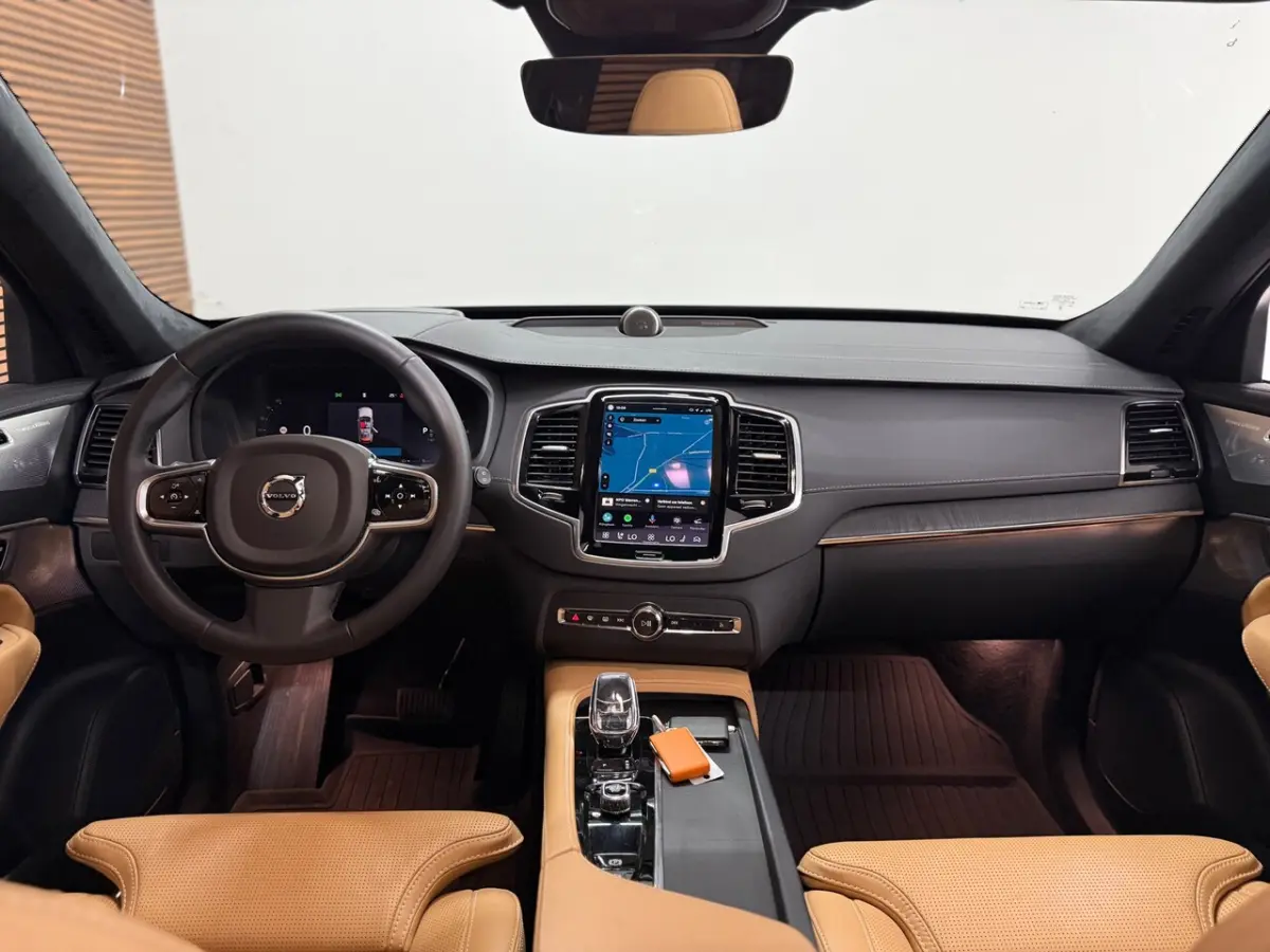 2.0 T8 Recharge AWD Ultimate Bright|Full Option|7-pers|Luchtvering|Bowers&Wilkins|Trekhaak