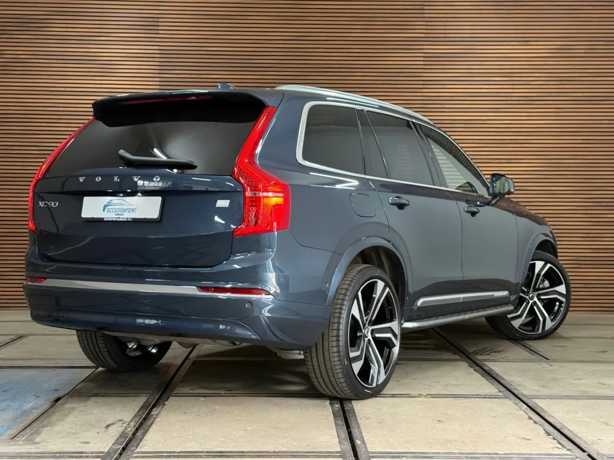 2.0 T8 Recharge AWD Ultimate Bright|Full Option|7-pers|Luchtvering|Bowers&Wilkins|Trekhaak