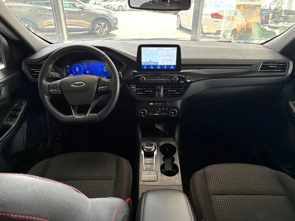 2.5 PHEV ST-Line | Trekhaak | Camera | Navi | Cruise | Climate | DAB | Dealer Onderhouden