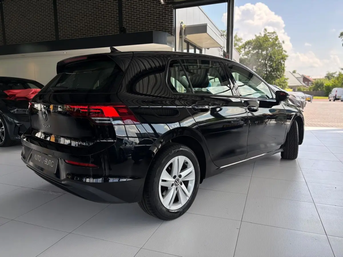 1.0 eTSI Life | Automaat | Adaptive Cruise | Navi | LMV | PDC | LED | Climate | Dealer Ond