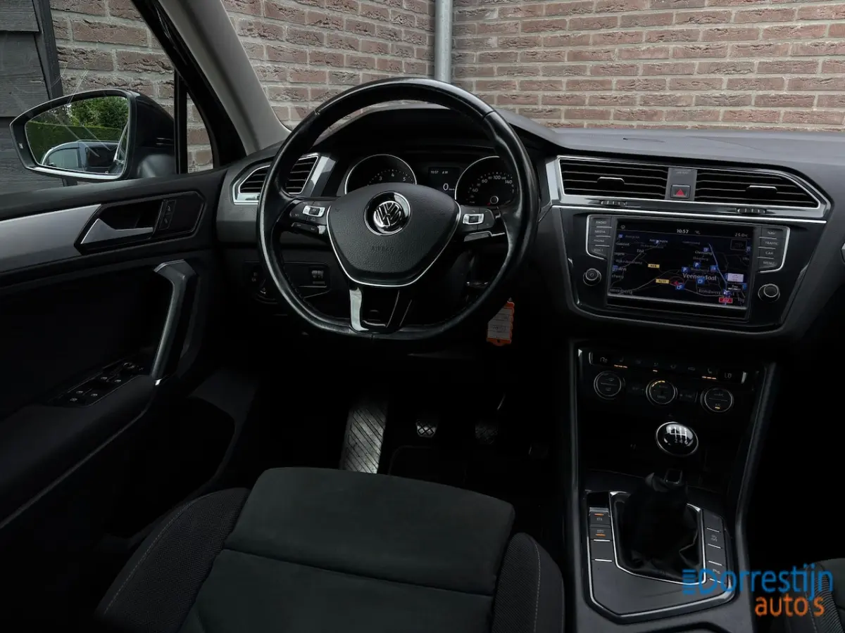 1.4 TSI Comfortline Business | Trekhaak | CarPlay | ACC | PDC | Navi