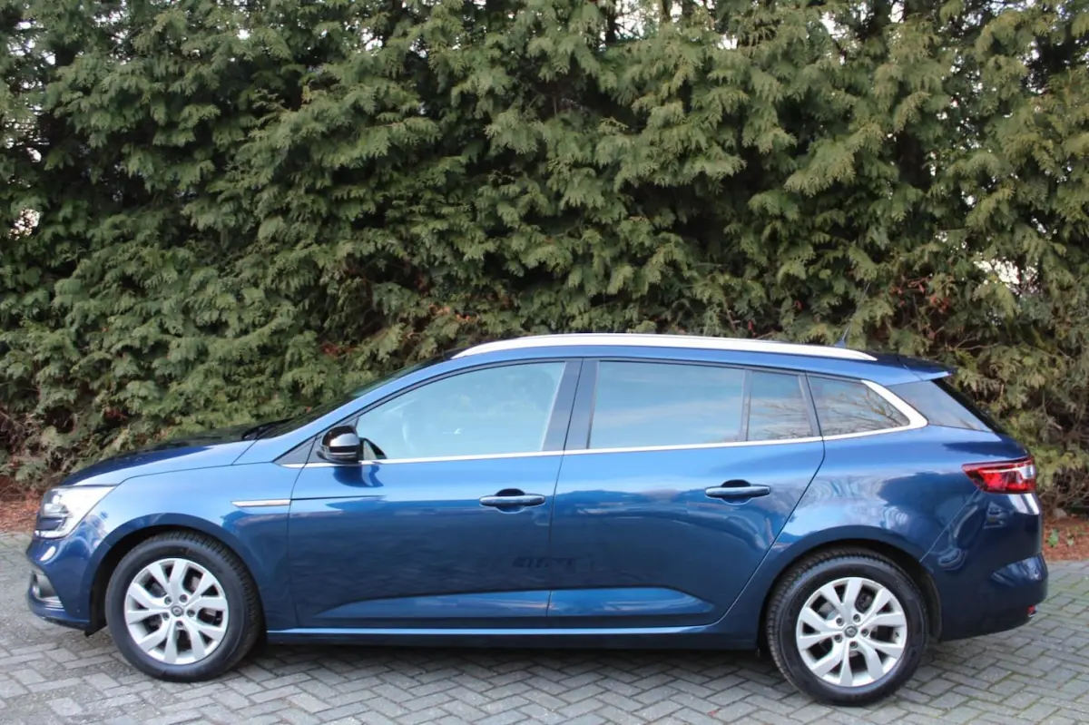 1.3 TCe Limited 140PK | AUTOMAAT | Parkeercamera | Climate Control | PDC | NAVI | Cruise C