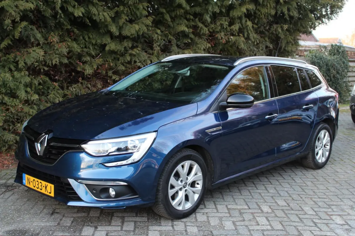 1.3 TCe Limited 140PK | AUTOMAAT | Parkeercamera | Climate Control | PDC | NAVI | Cruise C