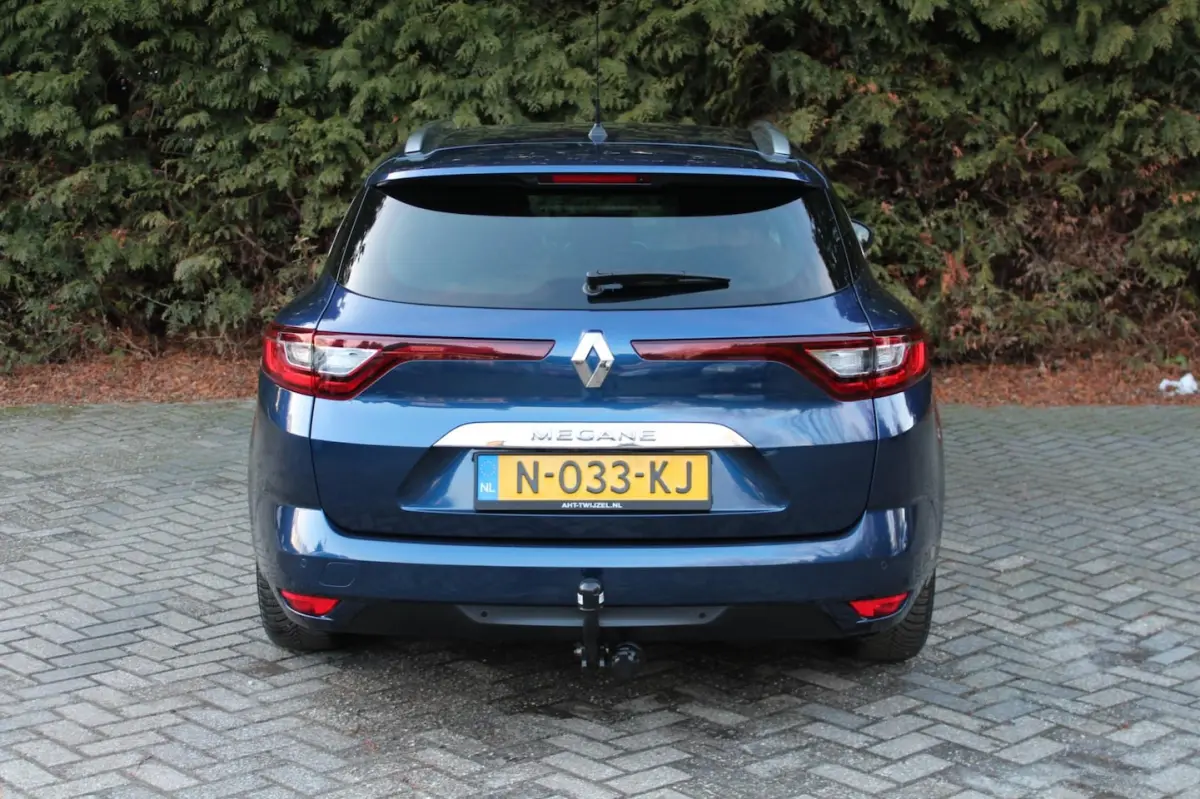 1.3 TCe Limited 140PK | AUTOMAAT | Parkeercamera | Climate Control | PDC | NAVI | Cruise C