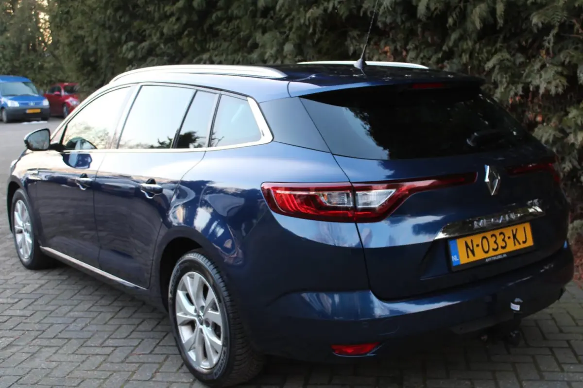 1.3 TCe Limited 140PK | AUTOMAAT | Parkeercamera | Climate Control | PDC | NAVI | Cruise C