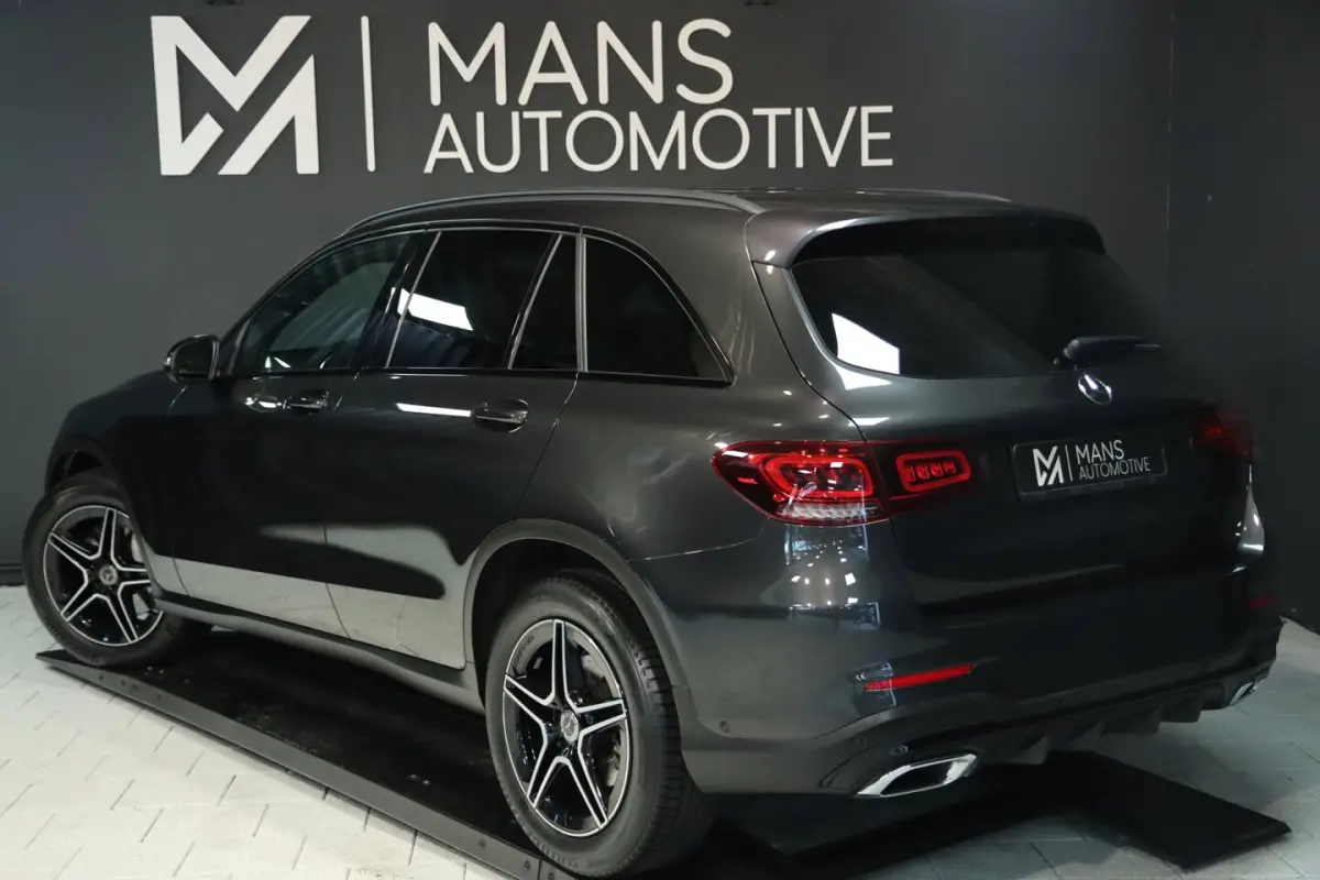 300 Mild-Hybrid 4Matic AMG Line / HUD / 2X MEMORY / 360 / DODEHOEK