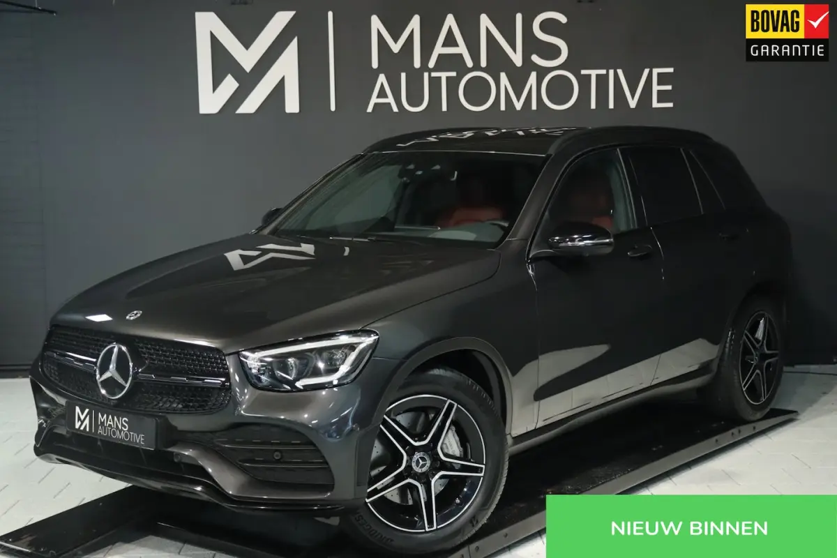 300 Mild-Hybrid 4Matic AMG Line / HUD / 2X MEMORY / 360 / DODEHOEK